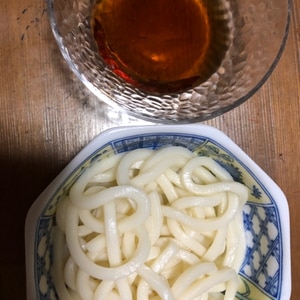 めんつゆ＆ポン酢の合わせつゆ●冷やしうどん／流水麺